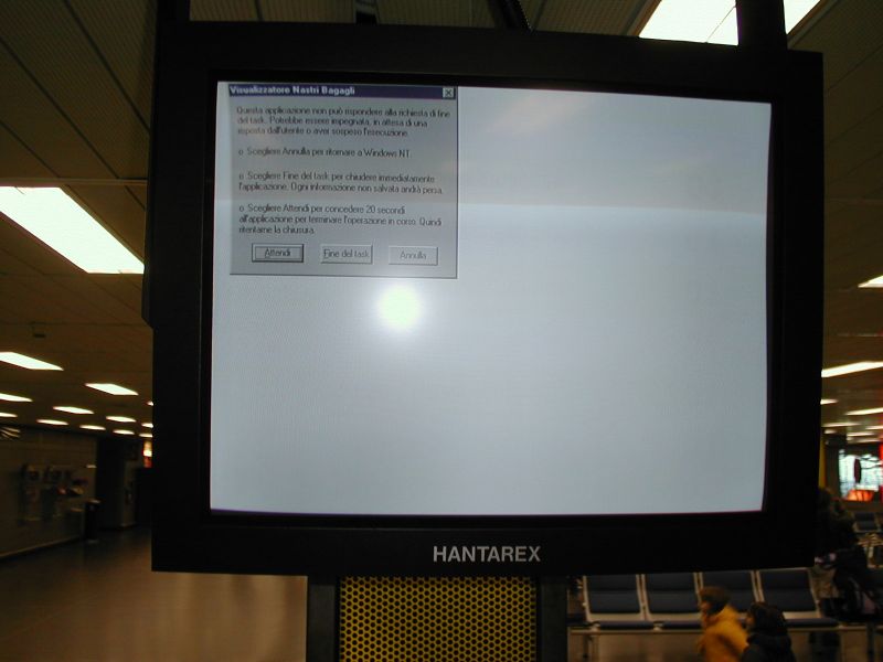 [Windows NT in panne a Linate]